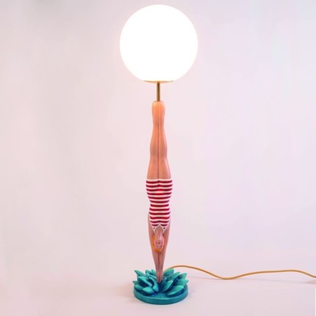 SELETTI LADY DIVER Table lamp ø 25 x 95 cm Resin