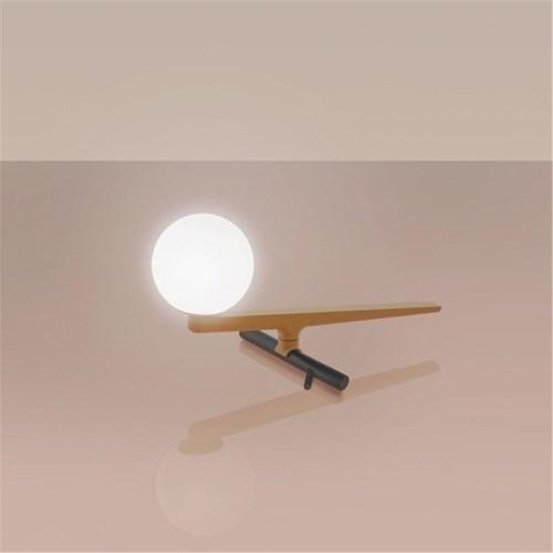 Artemide Yanzi Table lamp