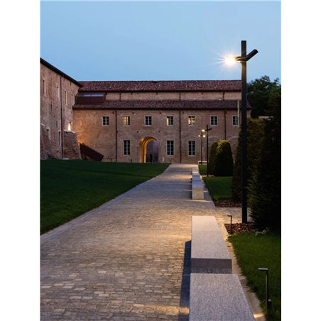 Delta Light Elbo Asymmetric P 60 garden lamp