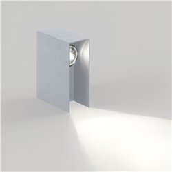 Delta Light Striper garden lamp