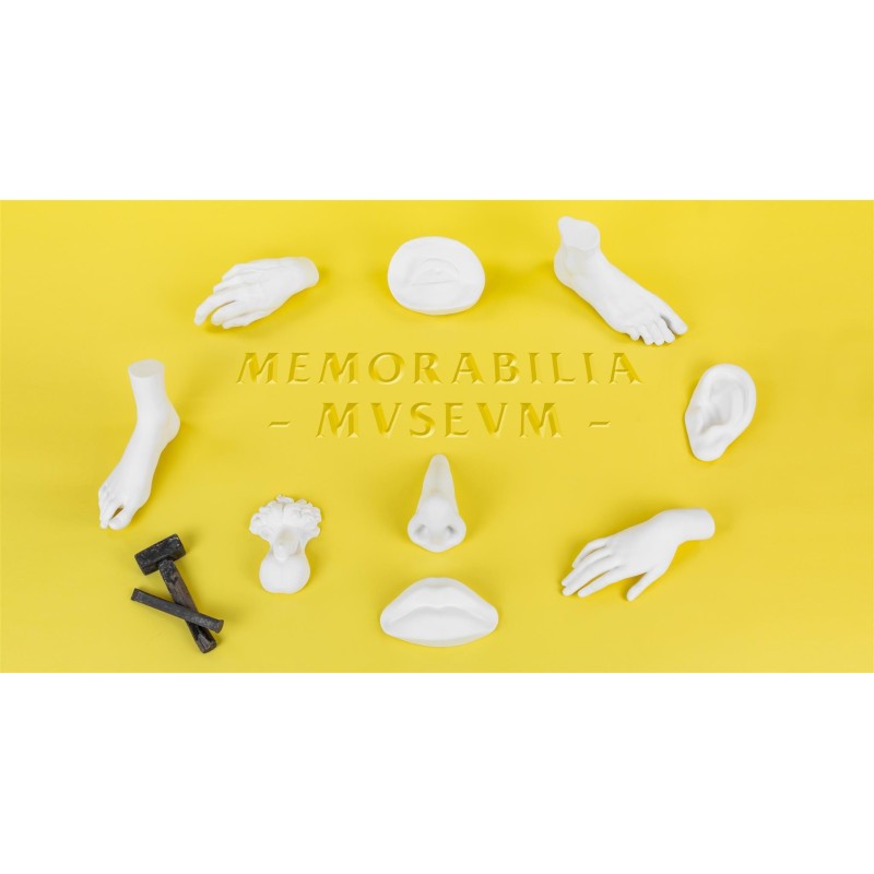 SELETTI Memorabilia Mvsevm Porcelain female hand